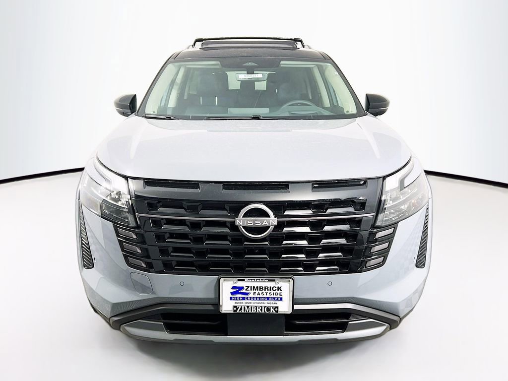 New 2026 Nissan Pathfinder Platinum AWD/4WD image 2