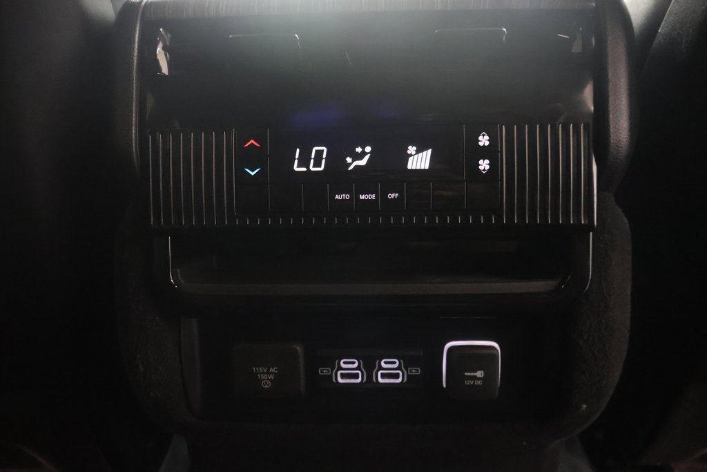 Used 2024 Jeep Wagoneer Series II w/ Flexible Seating Group image 15