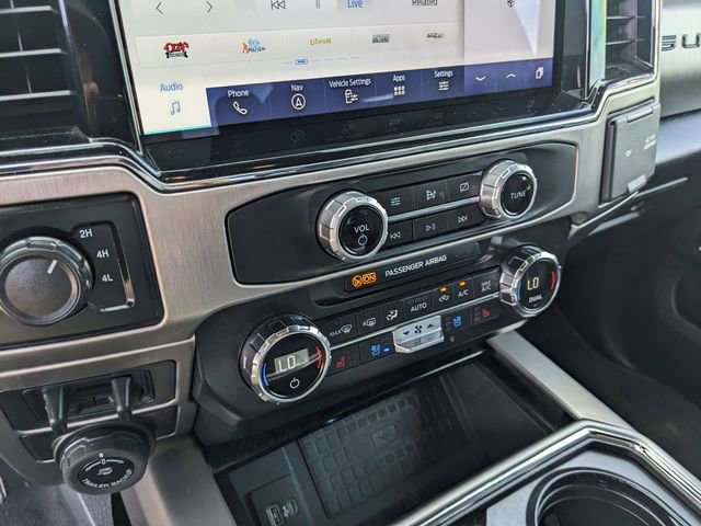 Used 2022 Ford F250 Platinum w/ Tremor Off-Road Package AWD/4WD image 26