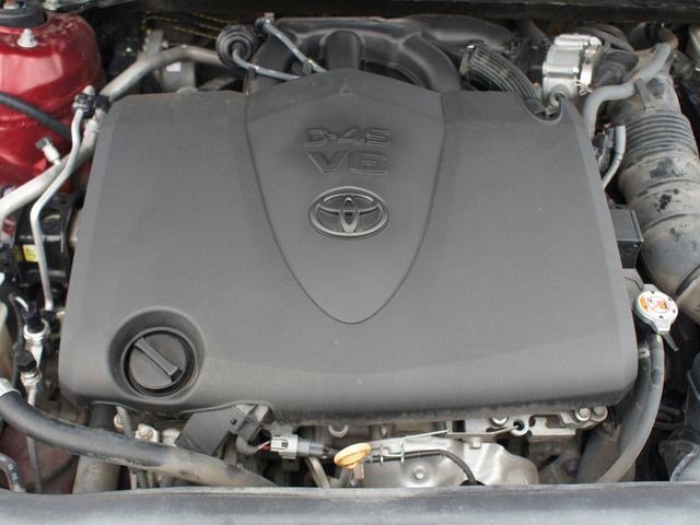 Used 2019 Toyota Avalon XSE image 26