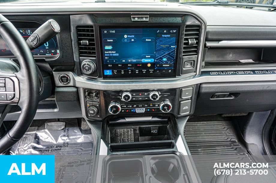 Used 2025 Ford F350 Platinum AWD/4WD image 38
