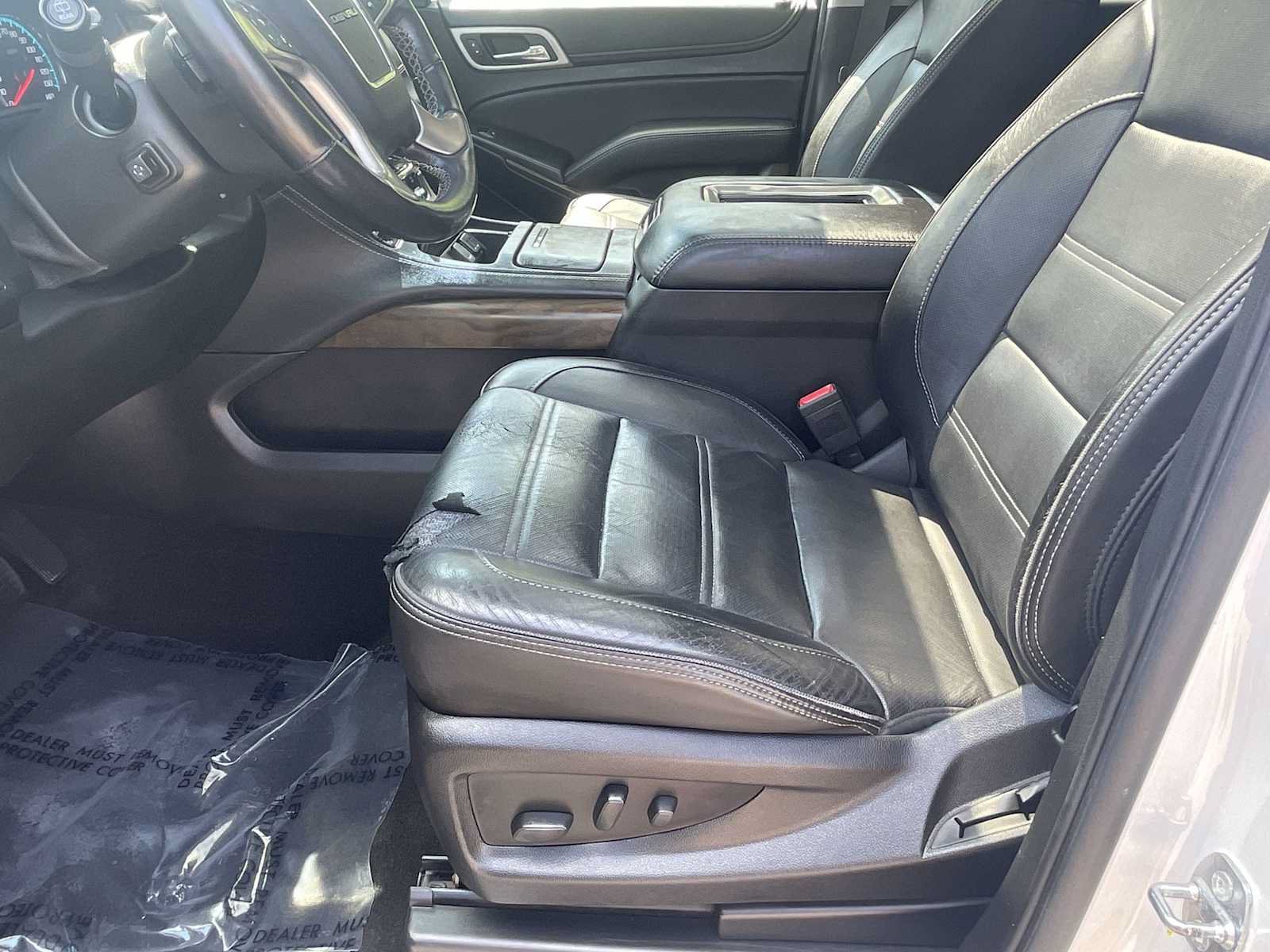 Used 2018 GMC Yukon XL Denali w/ Denali Ultimate Package RWD image 10