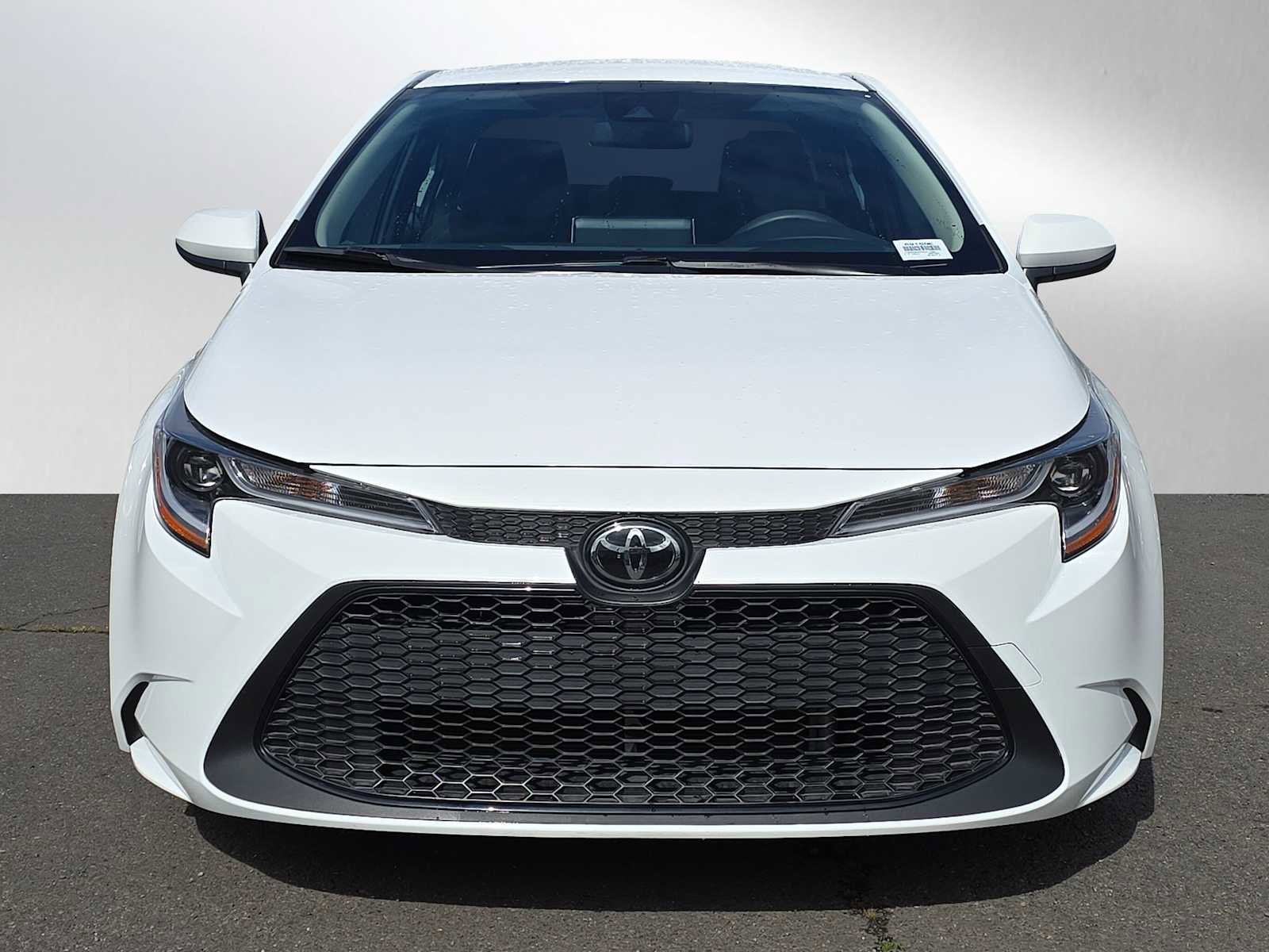 Used 2021 Toyota Corolla LE FWD image 8