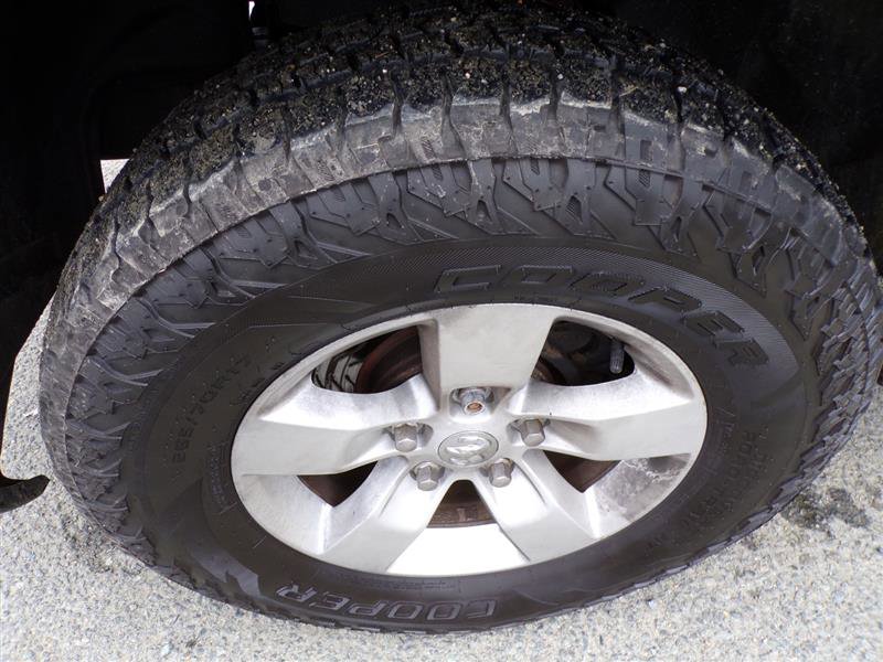 Used 2018 RAM 1500 Express image 43