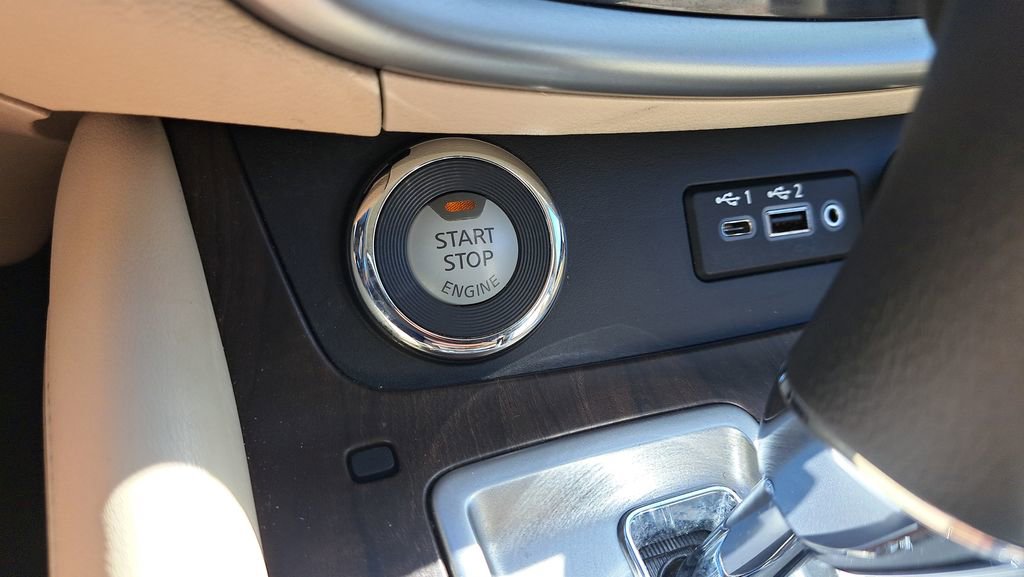 Used 2019 Nissan Murano Platinum image 35