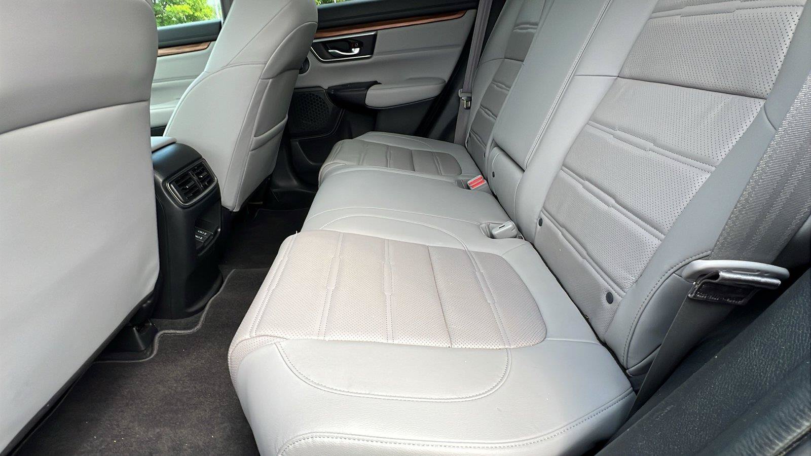Used 2020 Honda CR-V Touring image 18