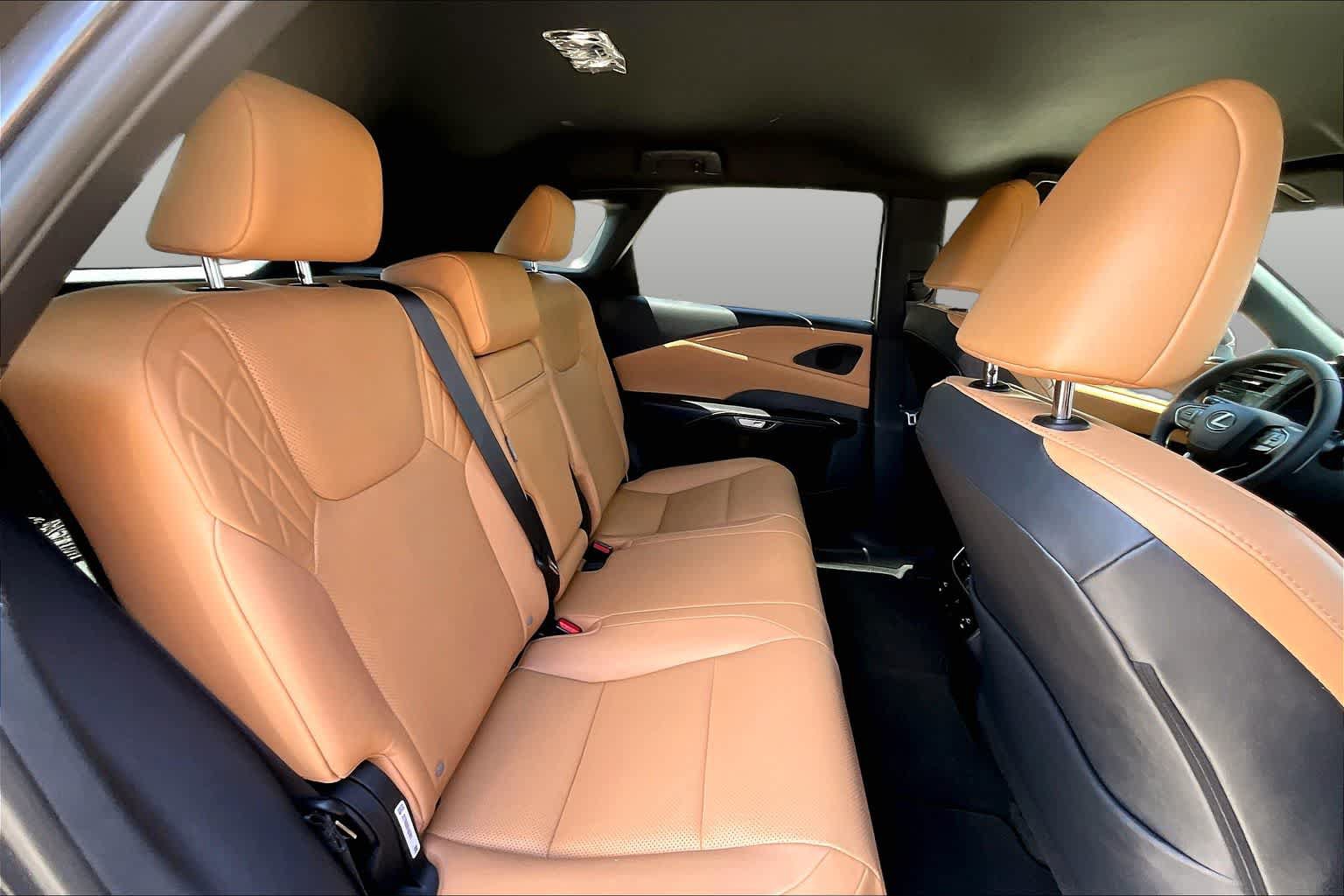 Used 2025 Lexus RX 350 FWD w/ Technology Package image 20
