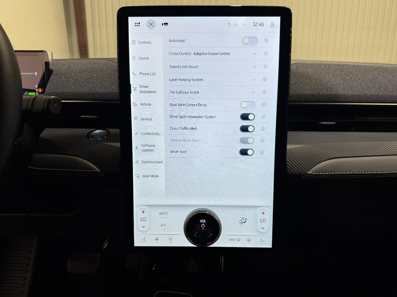 Used 2025 Ford Mustang Mach-E Premium image 25