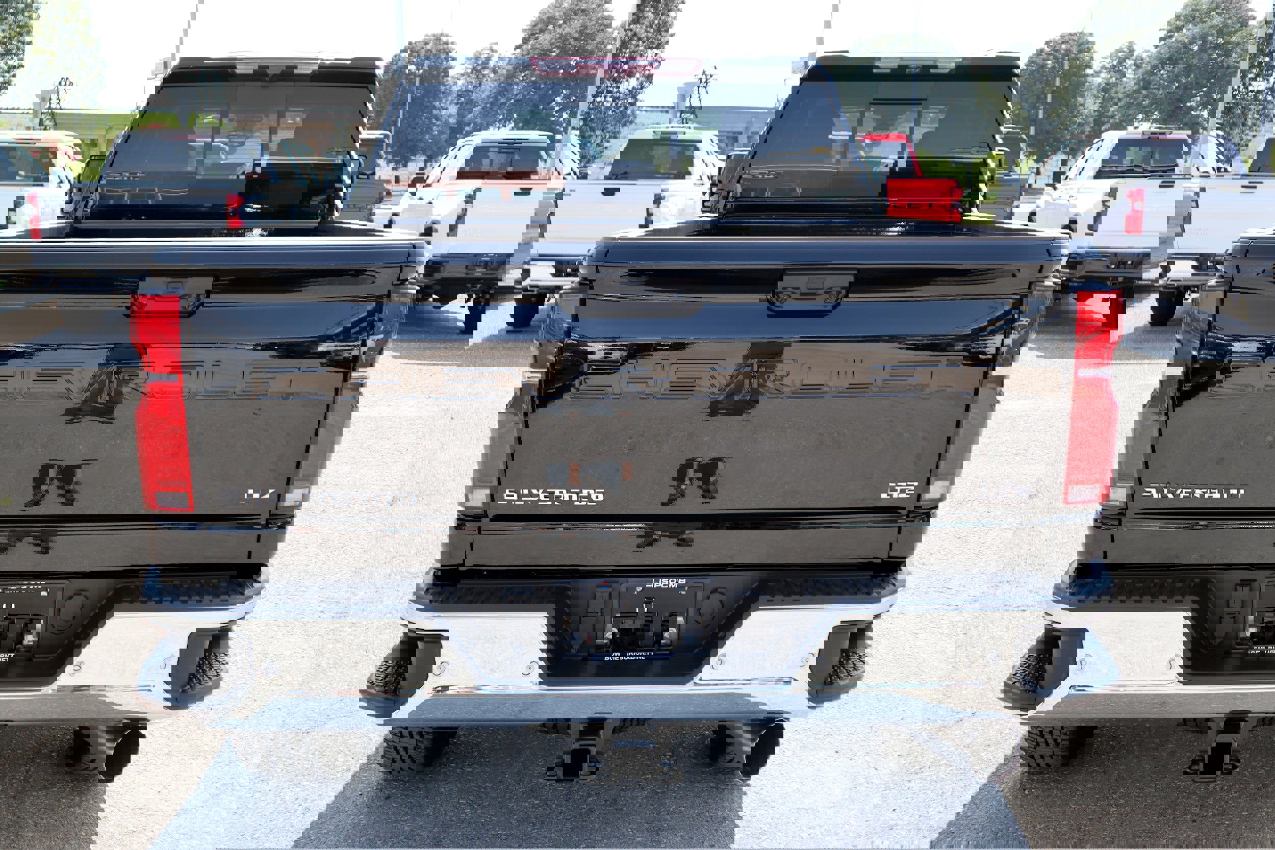 New 2025 Chevrolet Silverado 2500 LTZ w/ LTZ Convenience Package image 4