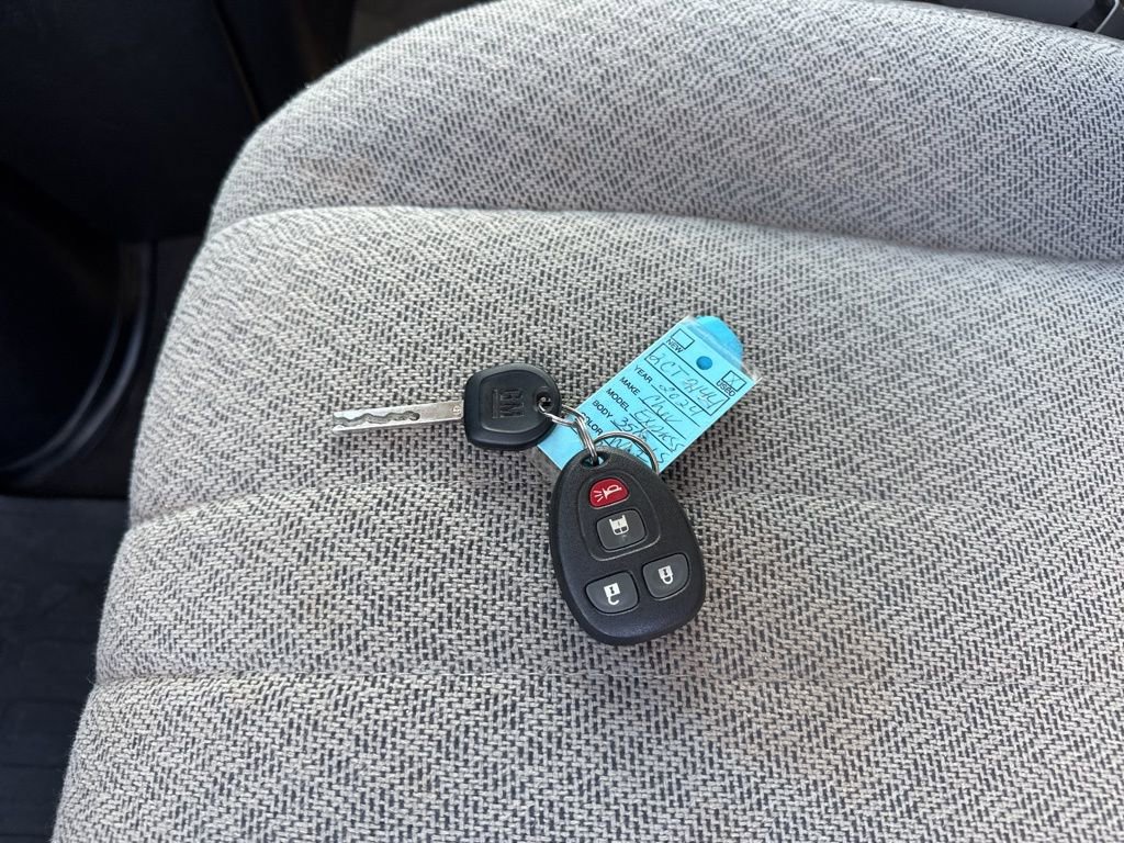 Used 2024 Chevrolet Express 3500 LS image 32