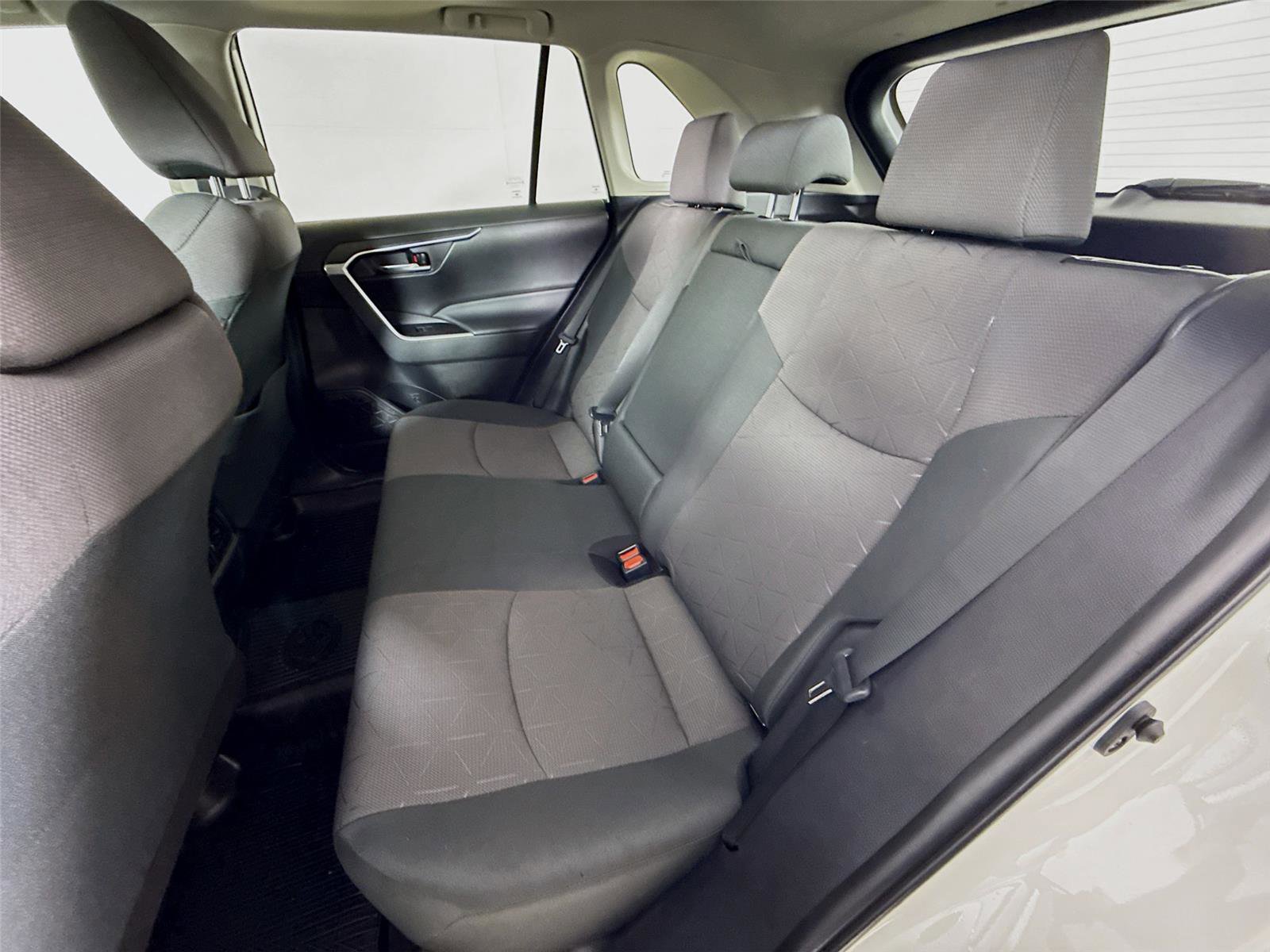 Used 2023 Toyota RAV4 XLE w/ Convenience Package image 22