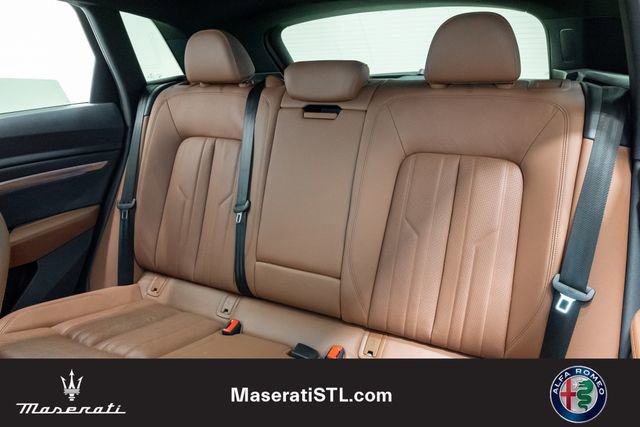 Used 2023 Audi e-tron Premium Plus w/ Premium Plus Package image 20