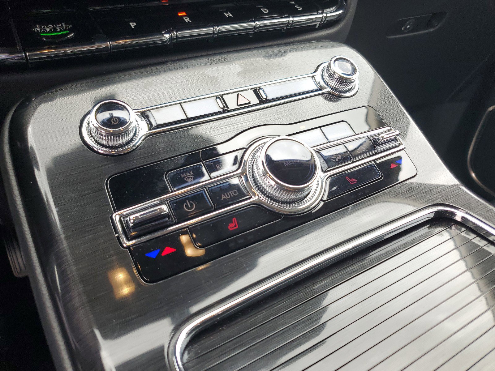 Used 2023 Lincoln Nautilus AWD w/ Premium Package image 26