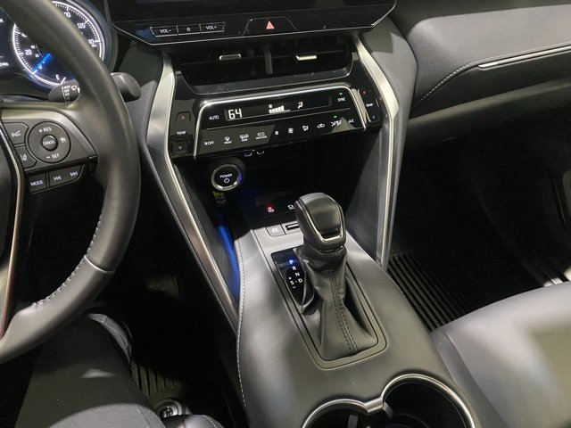 Certified 2024 Toyota Venza Nightshade image 22