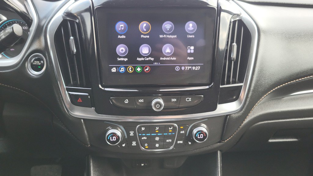 Used 2021 Chevrolet Traverse LT FWD image 33