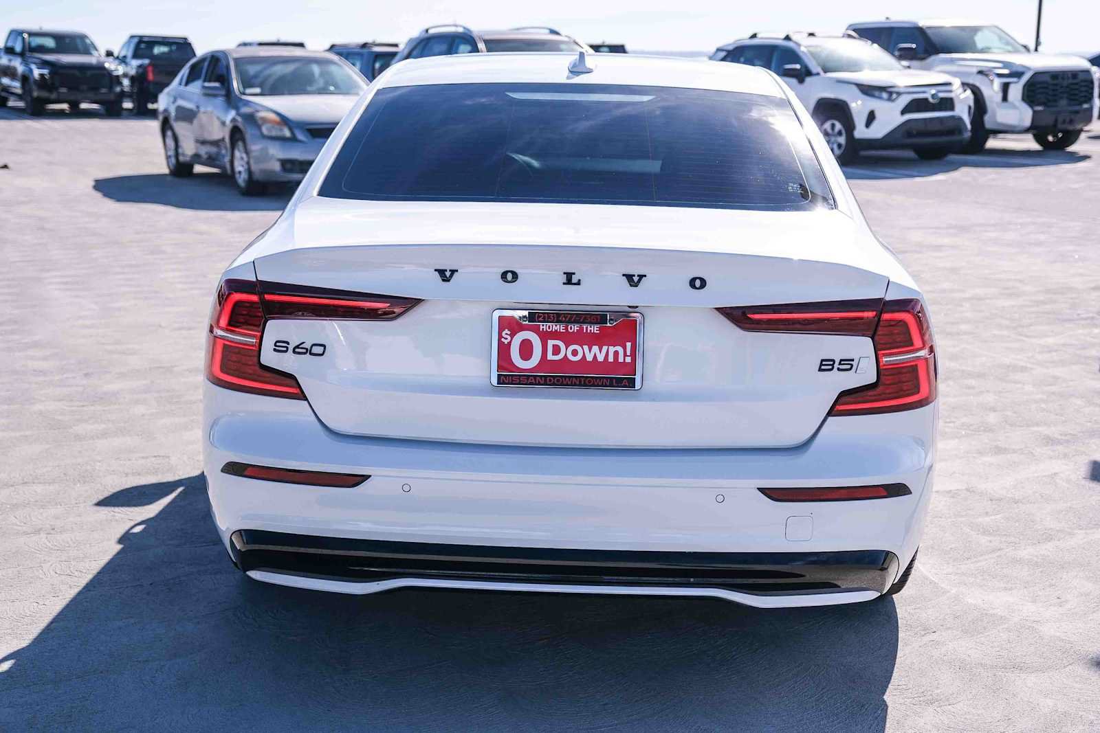 Used 2023 Volvo S60 B5 Plus w/ Climate Package FWD image 5