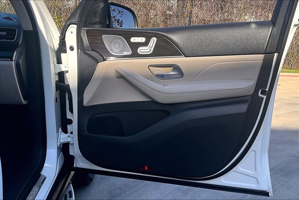 Used 2020 Mercedes-Benz GLE 350 w/ Premium Package image 25