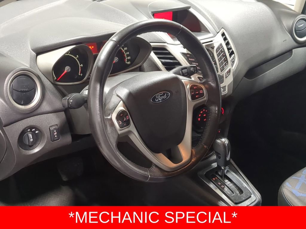 Used 2013 Ford Fiesta SE image 10