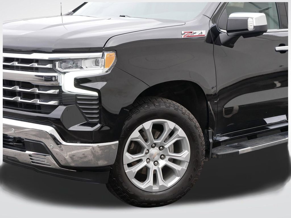 Used 2023 Chevrolet Silverado 1500 LTZ image 28