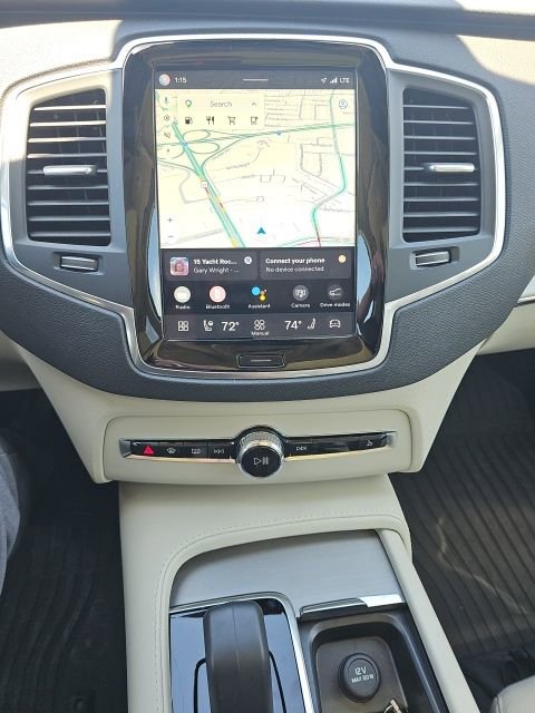 Used 2024 Volvo XC90 B5 Core w/ Protection Package Premier AWD/4WD image 18