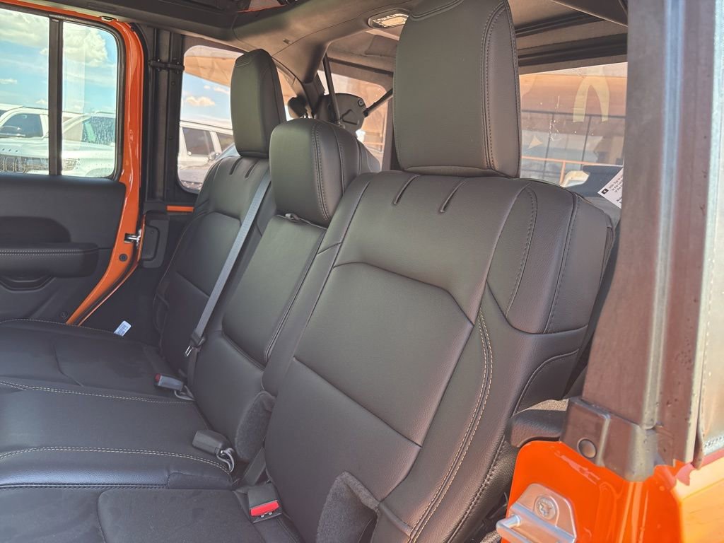 New 2025 Jeep Wrangler Unlimited Sahara image 18