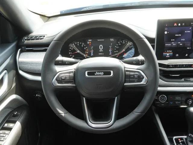 Certified 2023 Jeep Compass Latitude AWD/4WD image 17