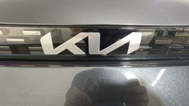 Used 2024 Kia Soul LX w/ Option Group 015 FWD image 9
