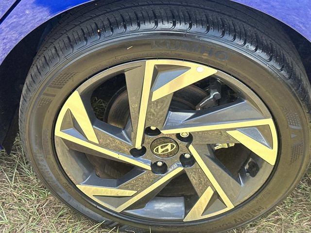 Used 2024 Hyundai Elantra SEL w/ Convenience Package image 13