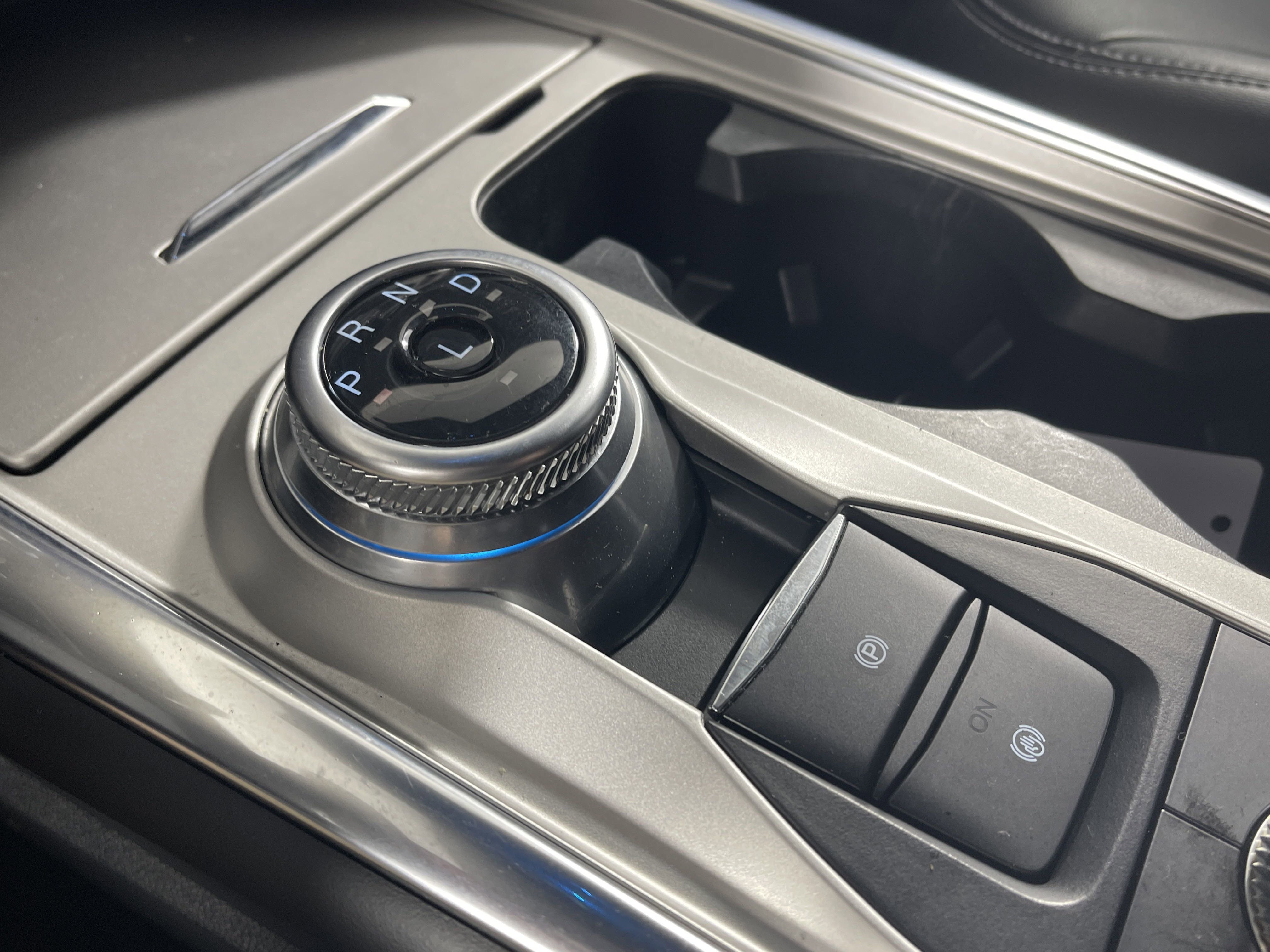 Used 2023 Ford Explorer XLT w/ Equipment Group 202A image 25