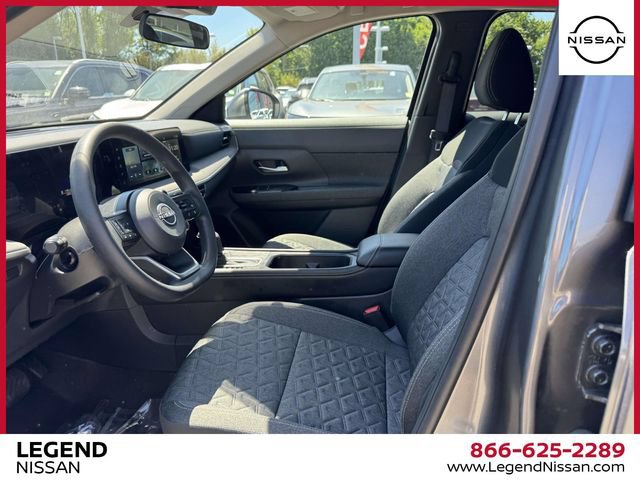 Certified 2025 Nissan Kicks SV w/ SV Premium Package AWD/4WD image 13