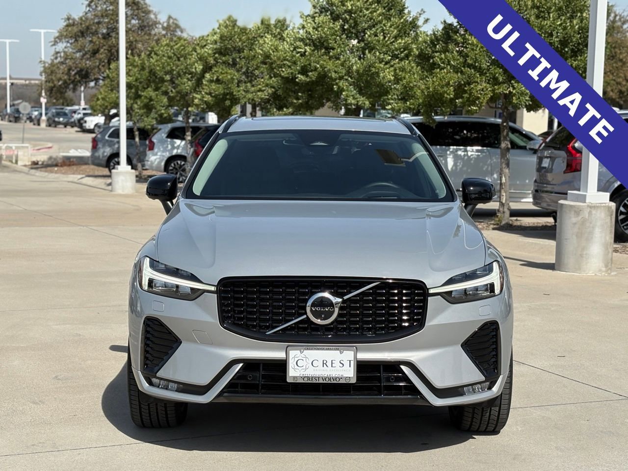 Certified 2023 Volvo XC60 B5 Ultimate w/ Climate Package image 4