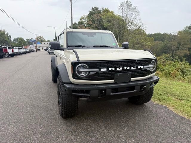 New 2025 Ford Bronco Badlands image 14