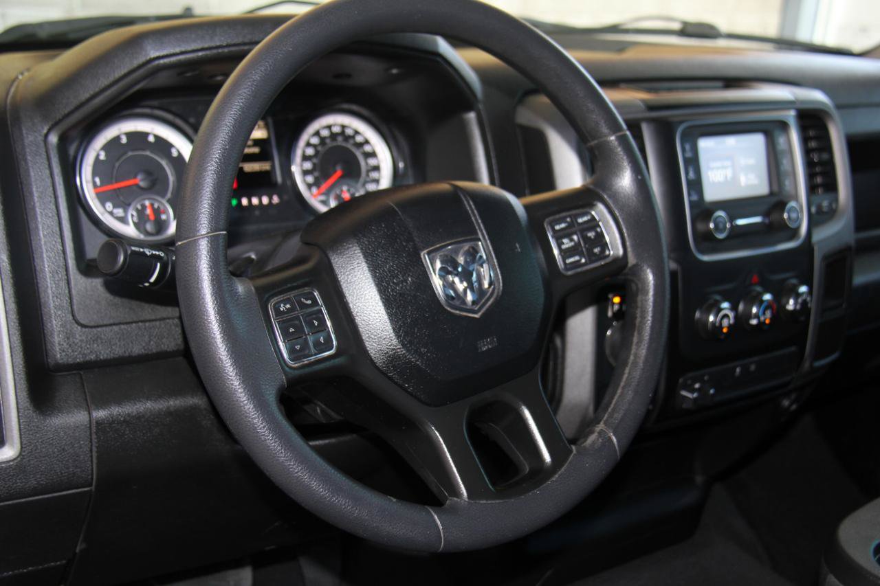 Used 2022 RAM 1500 Tradesman w/ Chrome Plus Package RWD image 11