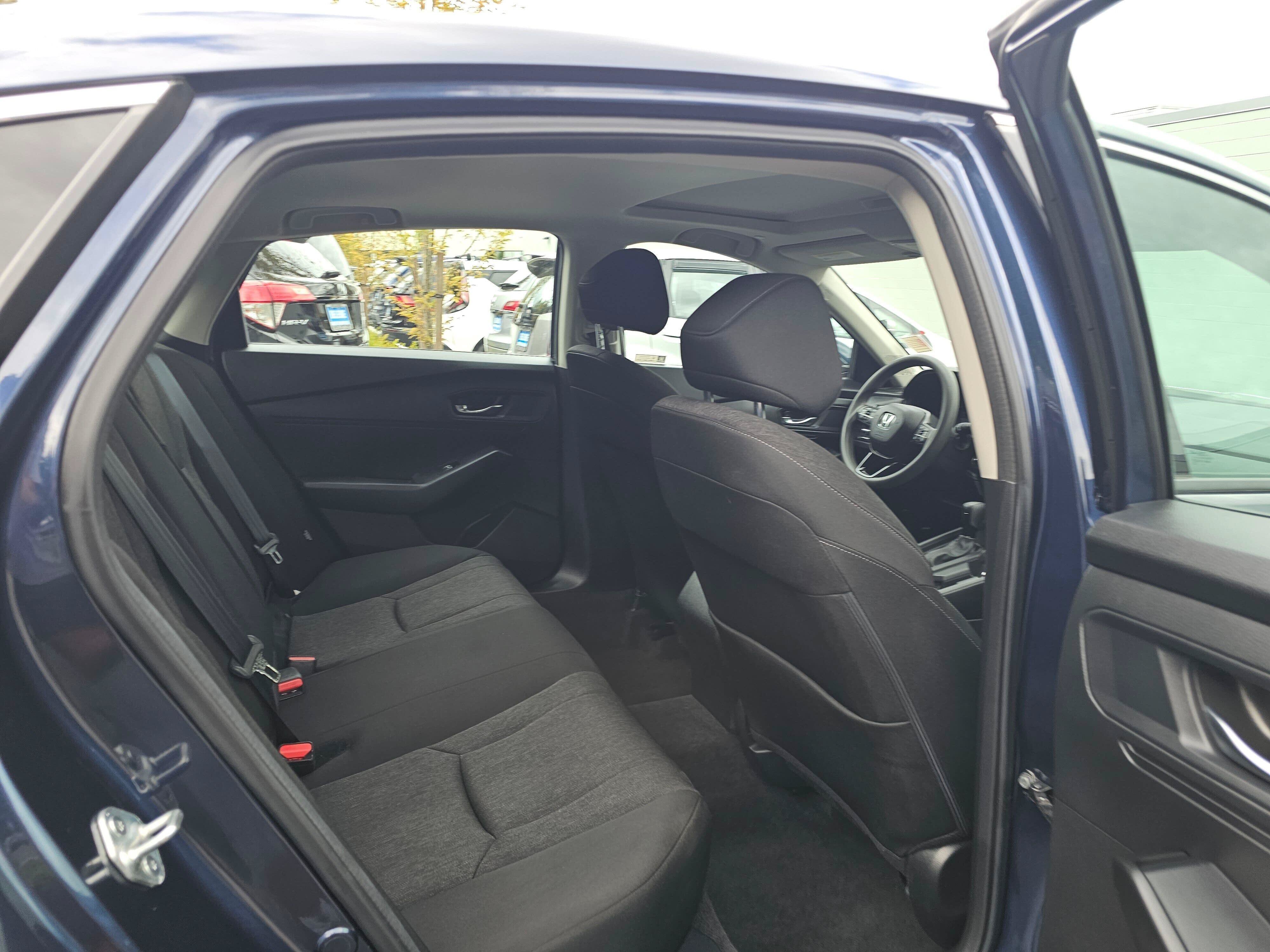 Used 2023 Honda Accord EX image 15