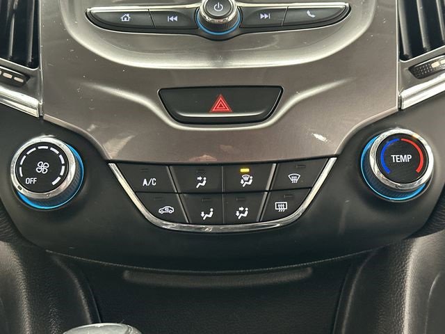 Used 2017 Chevrolet Cruze LT image 13