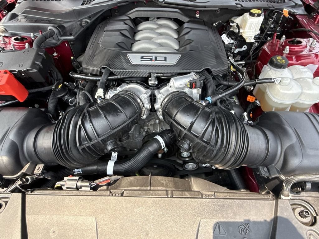 Used 2025 Ford Mustang GT Premium RWD image 27