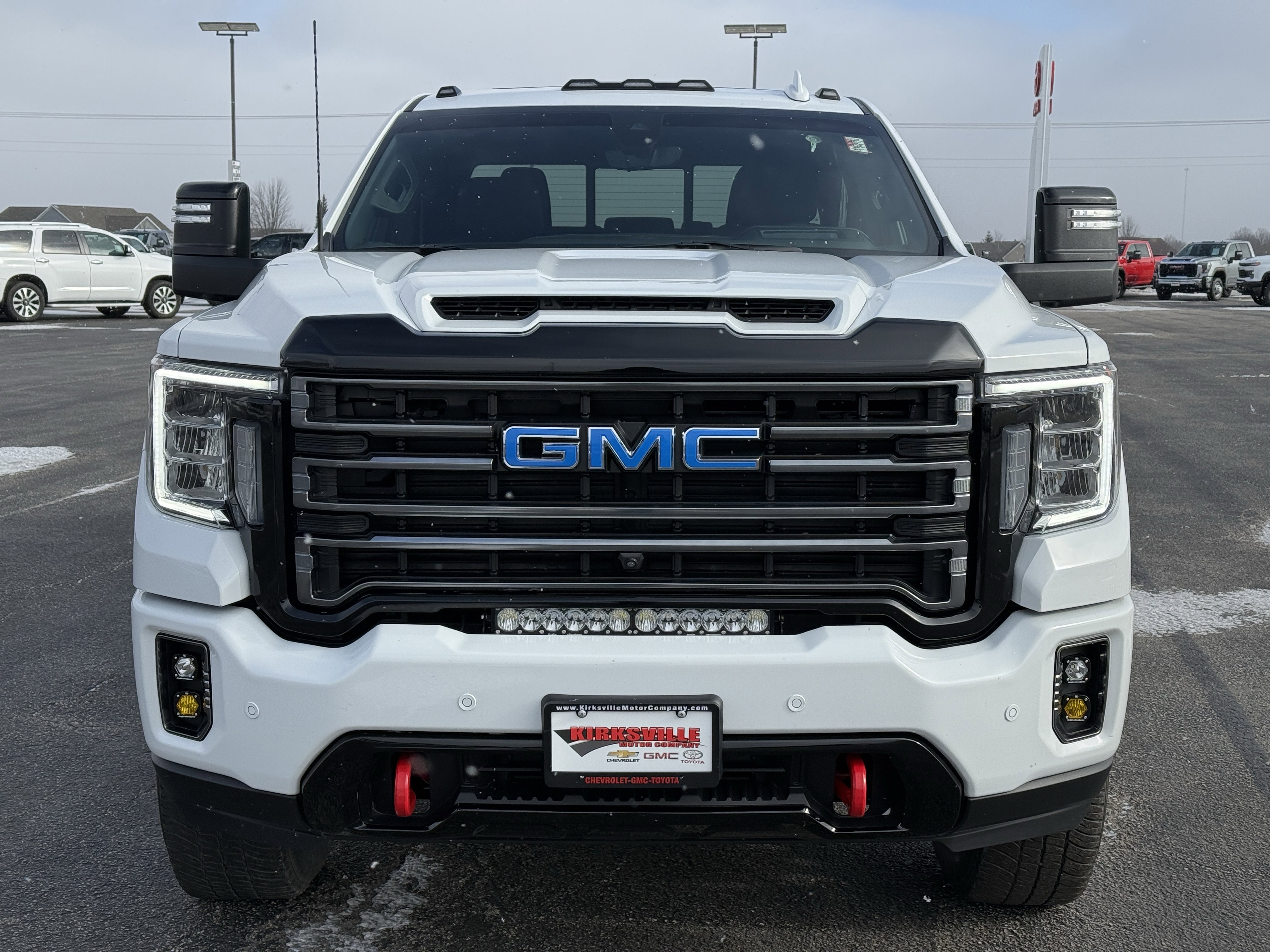 Used 2023 GMC Sierra 2500 AT4 w/ AT4 Premium Plus Package image 8
