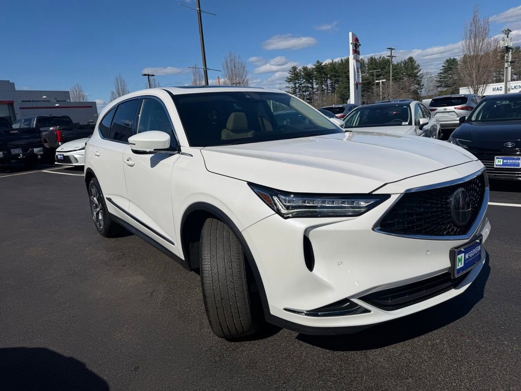 Used 2023 Acura MDX SH-AWD w/ Technology Package image 3