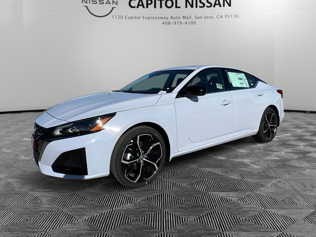 Certified 2024 Nissan Altima 2.5 SR w/ SR Premium Package image 1