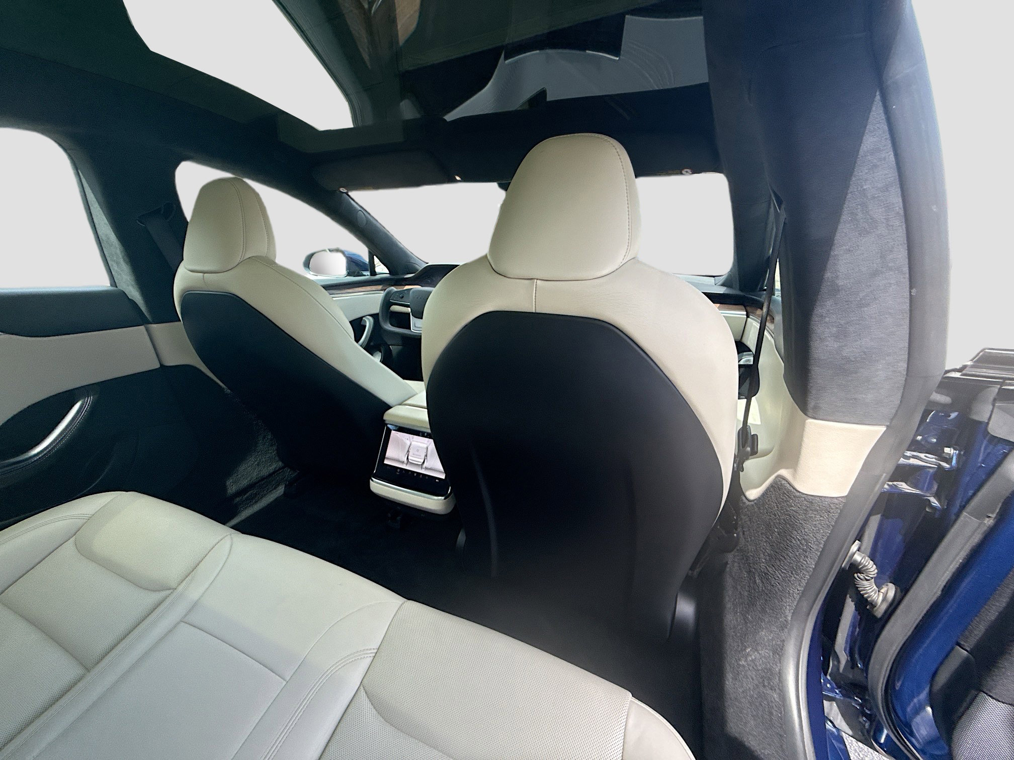 Used 2022 Tesla Model S AWD/4WD image 28