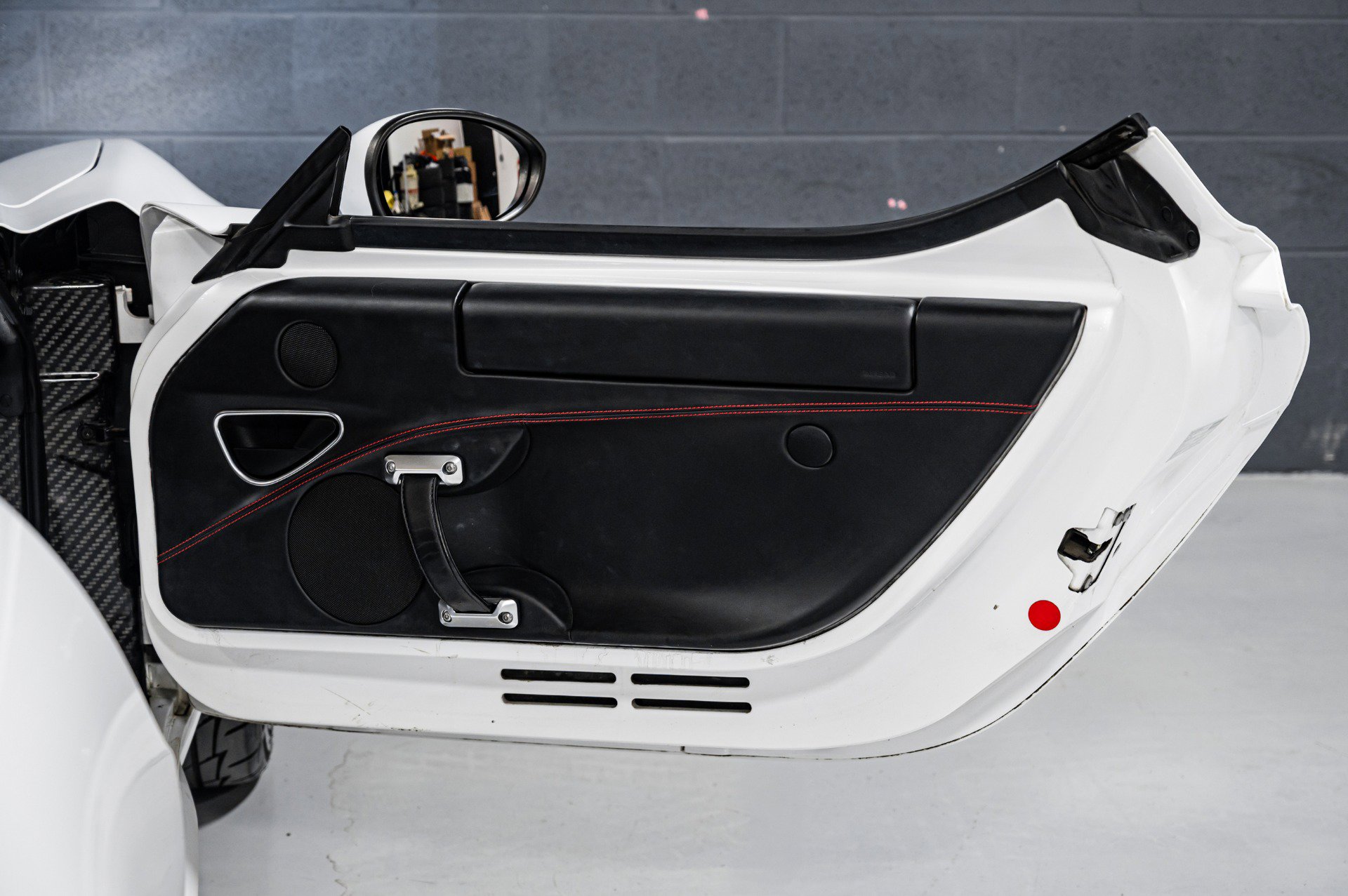 Used 2018 Alfa Romeo 4C Spider RWD image 30
