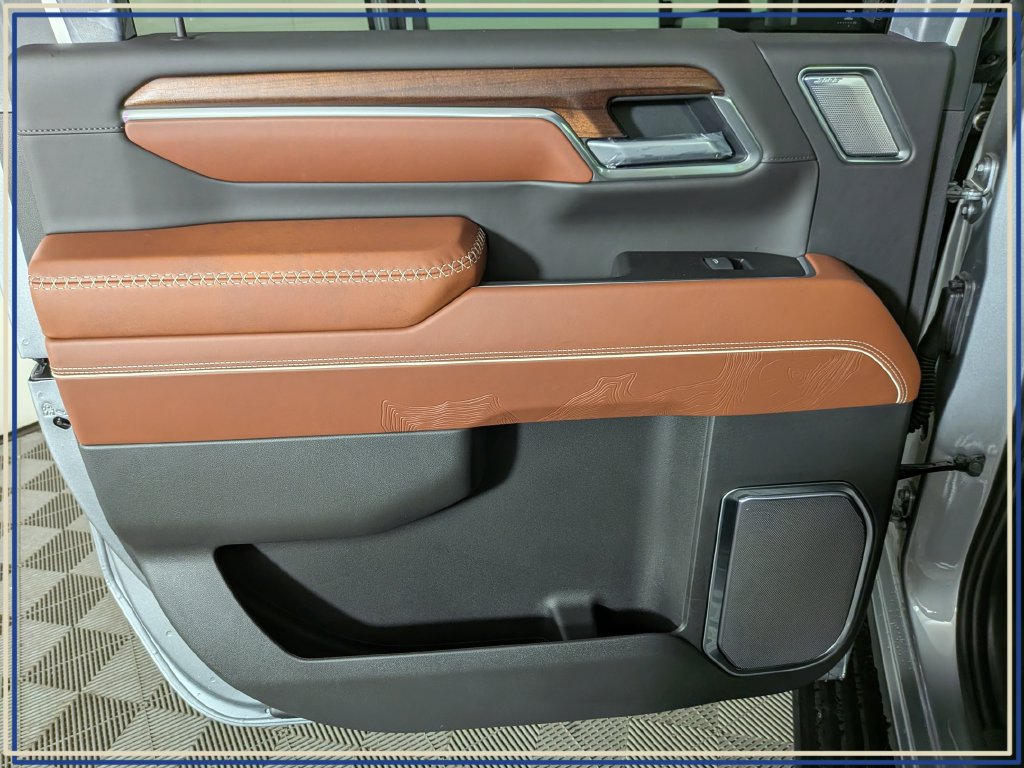 New 2026 GMC Sierra 3500 Denali Ultimate AWD/4WD image 29