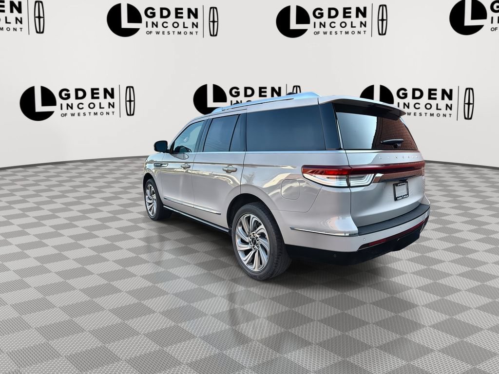 Used 2022 Lincoln Navigator Reserve AWD/4WD image 6