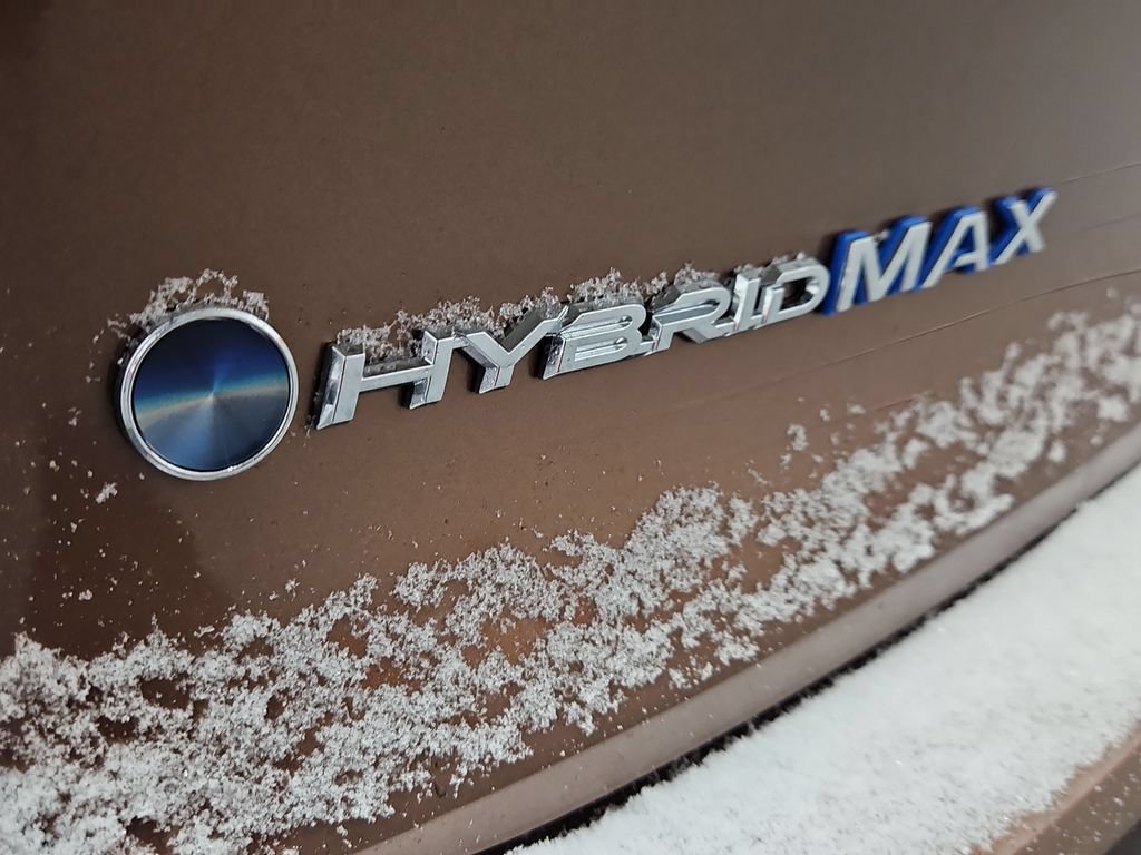 New 2026 Toyota Crown Platinum AWD/4WD image 7