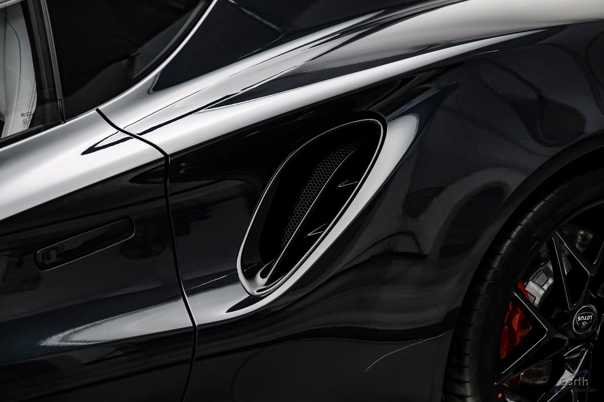 New 2026 Lotus Emira V6 SE Touring image 37