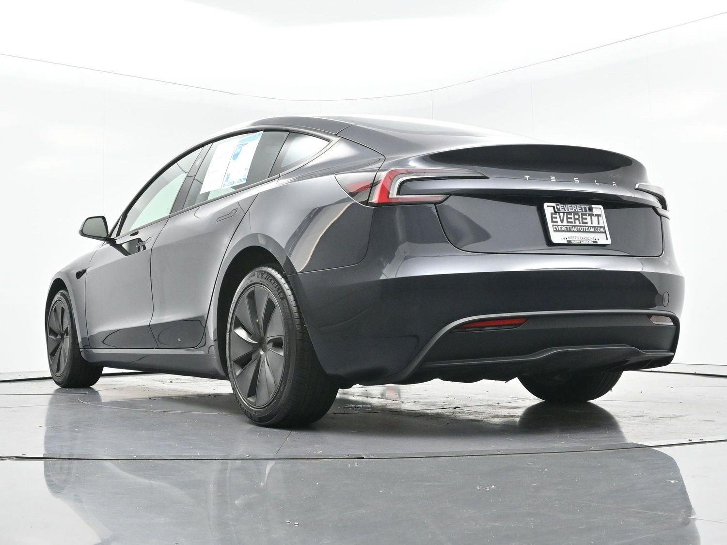 Used 2025 Tesla Model 3 Long Range RWD image 46