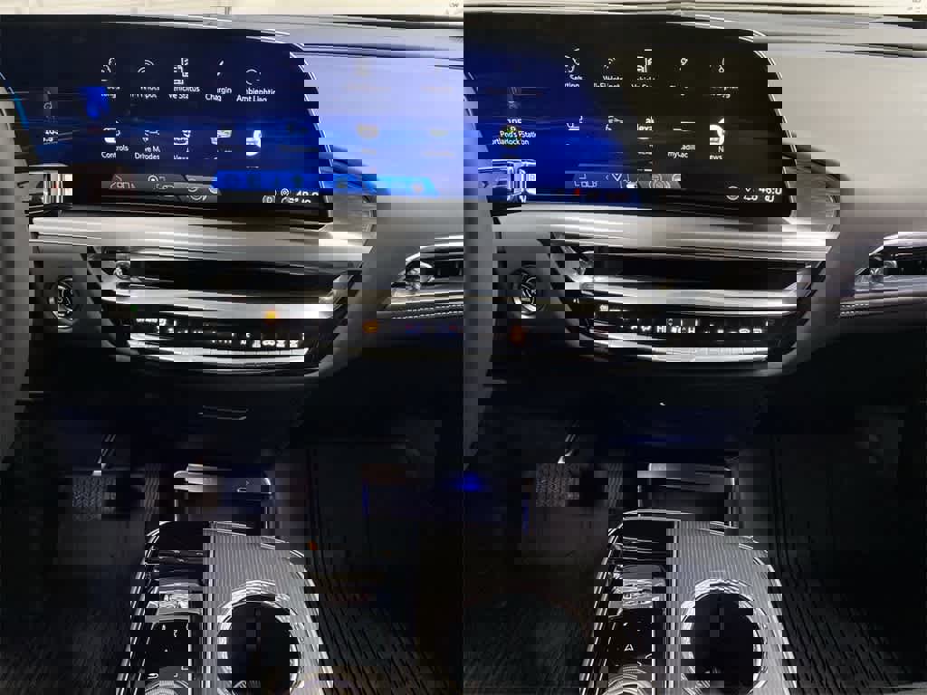 Certified 2024 Cadillac Lyriq Luxury w/ LPO, Floor Liner Package image 24