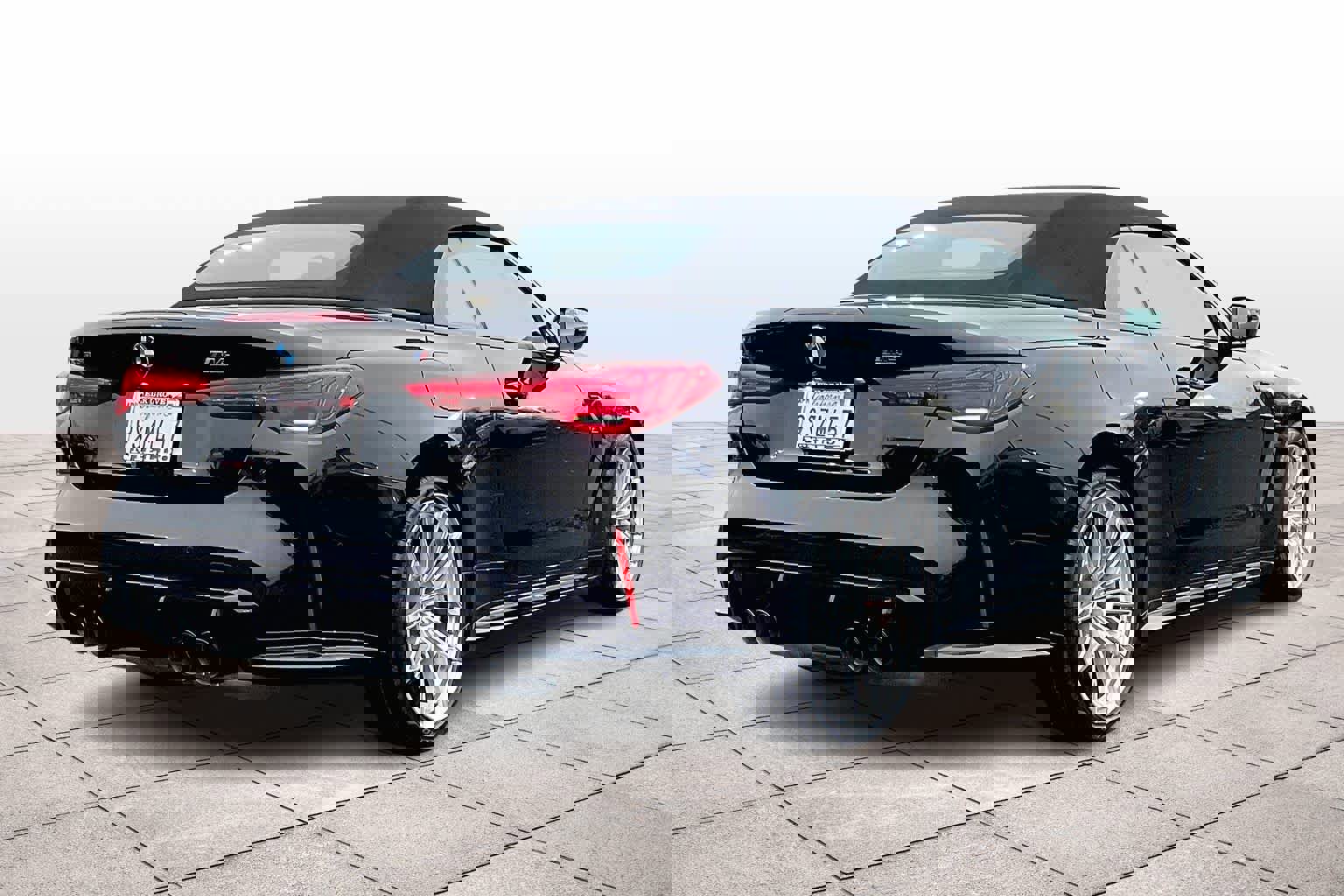 Used 2025 BMW M4 xDrive Competition image 16