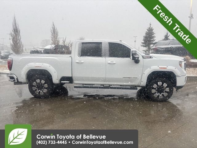 Used 2022 GMC Sierra 3500 AT4 w/ AT4 Preferred Package image 2
