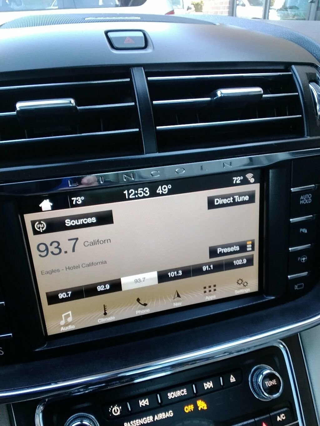 Used 2017 Lincoln Continental Reserve w/ Technology Package image 21